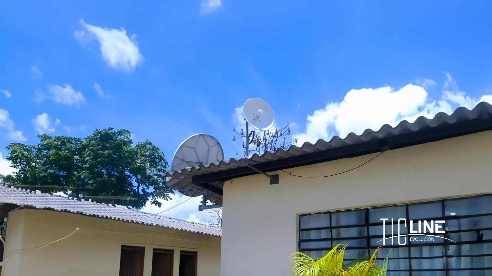 Conectividad de Escuelas — Conexión Total
